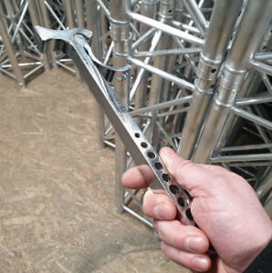 RS-HAMMER-04_002